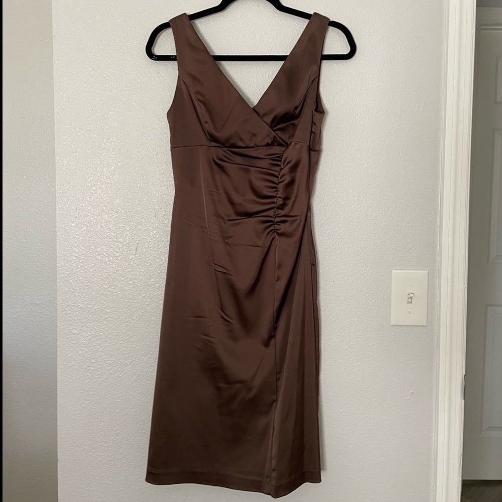 Betsey & Adam Sleeveless Ruched Midi Dress. Size Small.